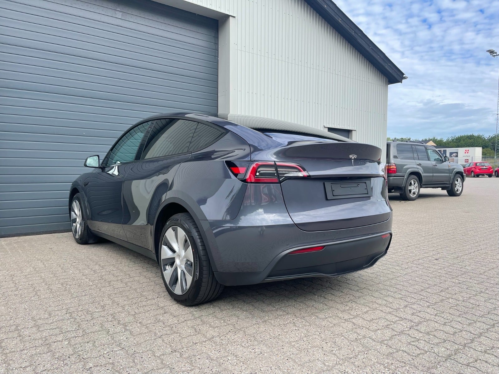 LED lysbånd til midterkonsol og andet tilbehør til Tesla