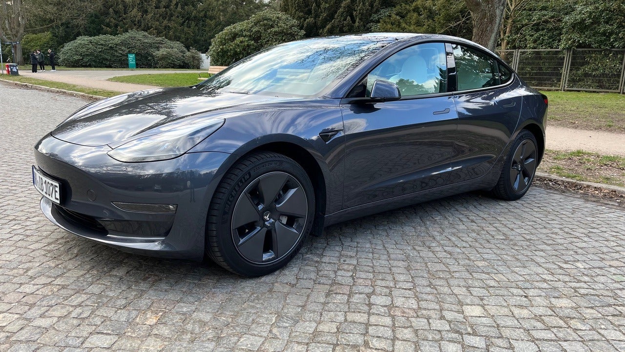 Tesla Model 3 Long Range AWD 2023