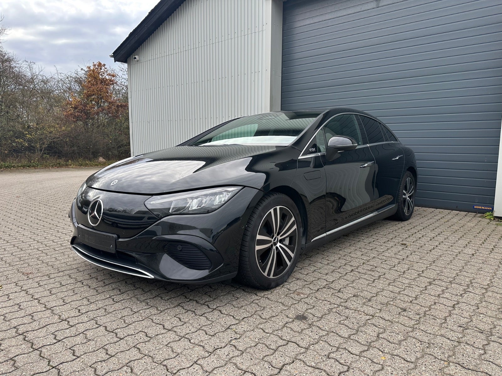 Mercedes EQE350 2023